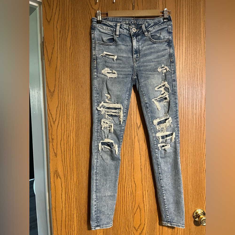 Like New American Eagle Skinny Jeans